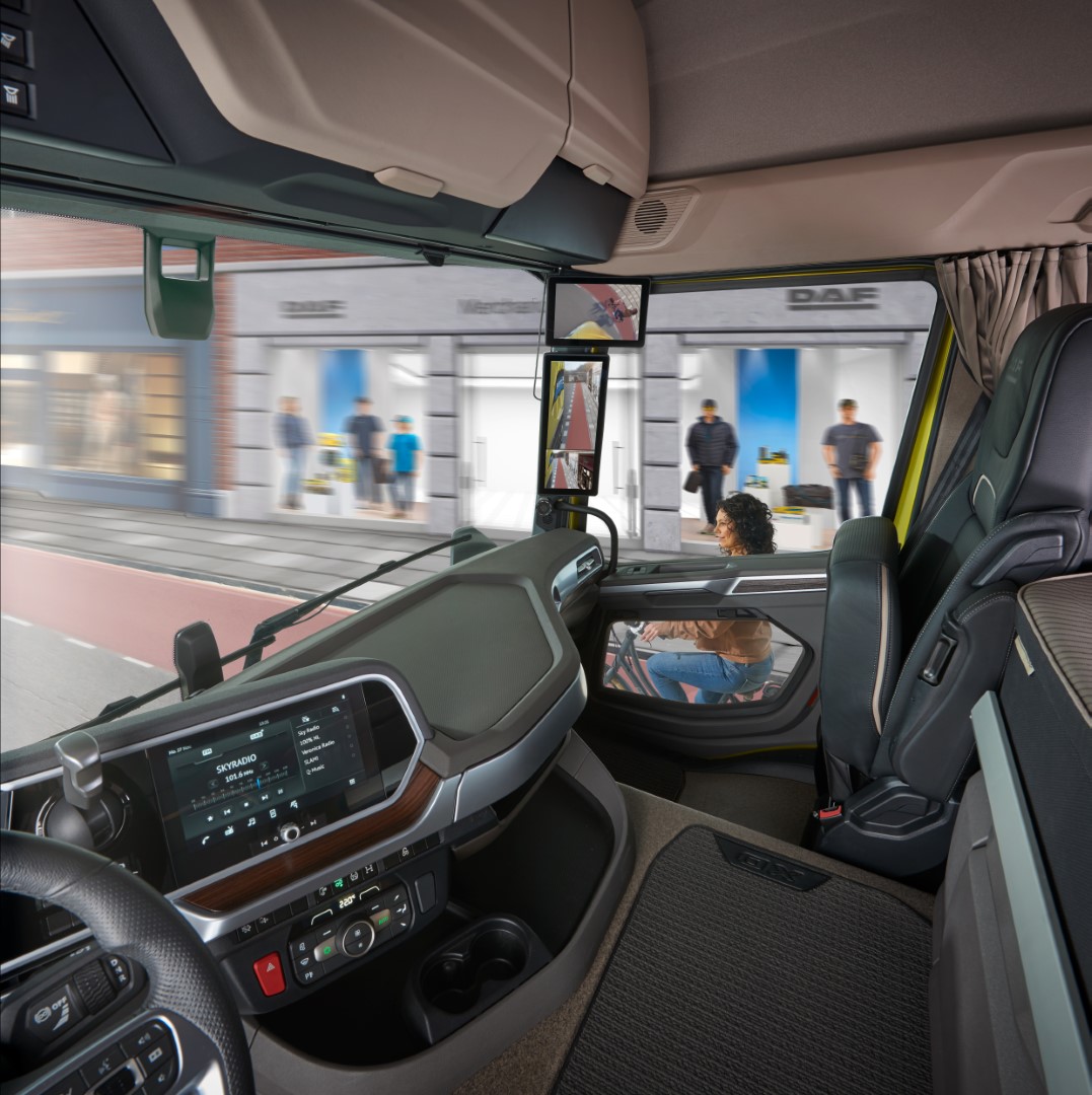 DAF-XD-Kerb-View-Window-web